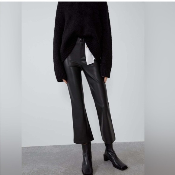 Zara Black Faux Leather High-Waisted Flare Pants Size Medium Bloggers Favorite - Picture 3 of 11